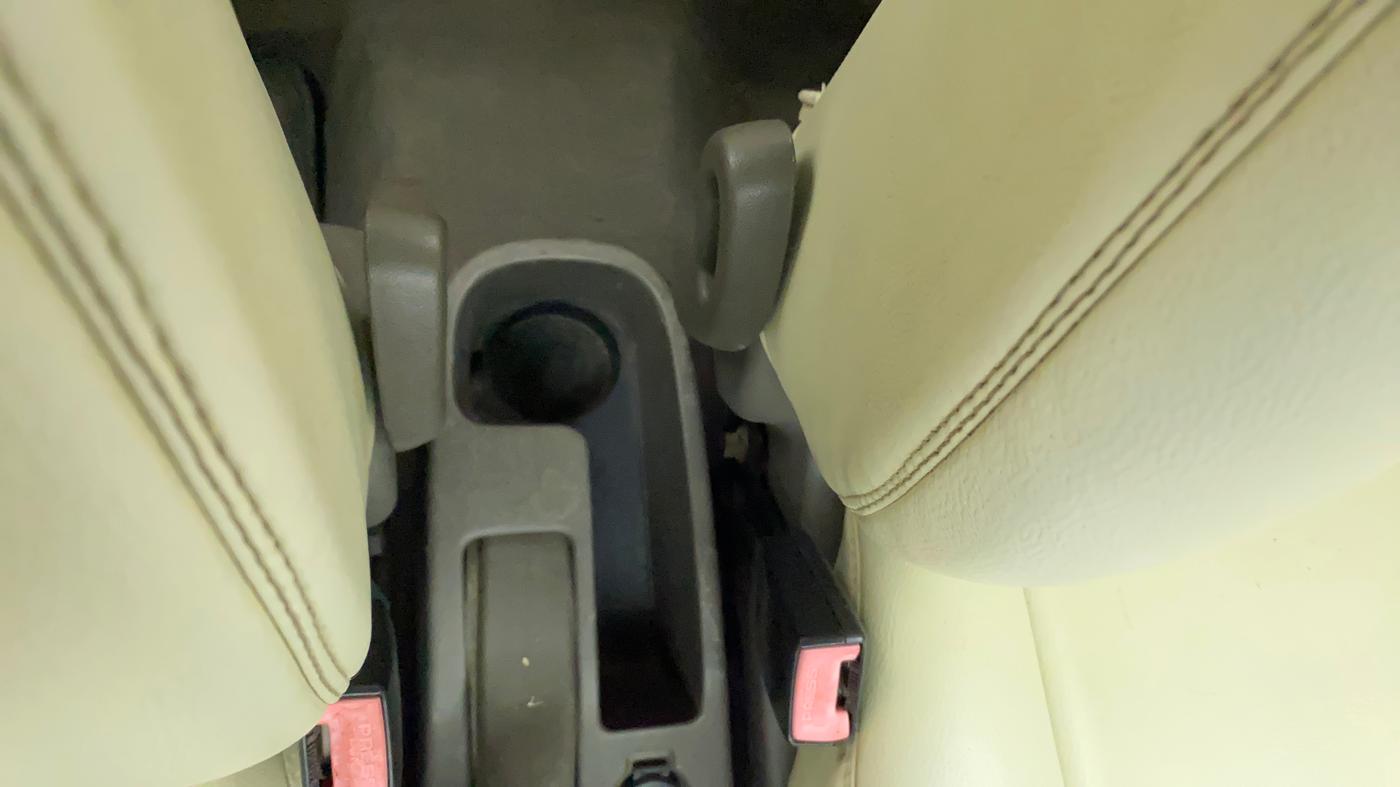 2010 Hyundai i10 SPORTZ 1.2, Petrol, Manual, 45,911 km, Driver Side Adjustment Panel