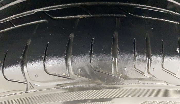 2020 KIA SONET GTX PLUS 1.5 AT, Diesel, Automatic, 75,049 km, Left Rear Tyre Tread