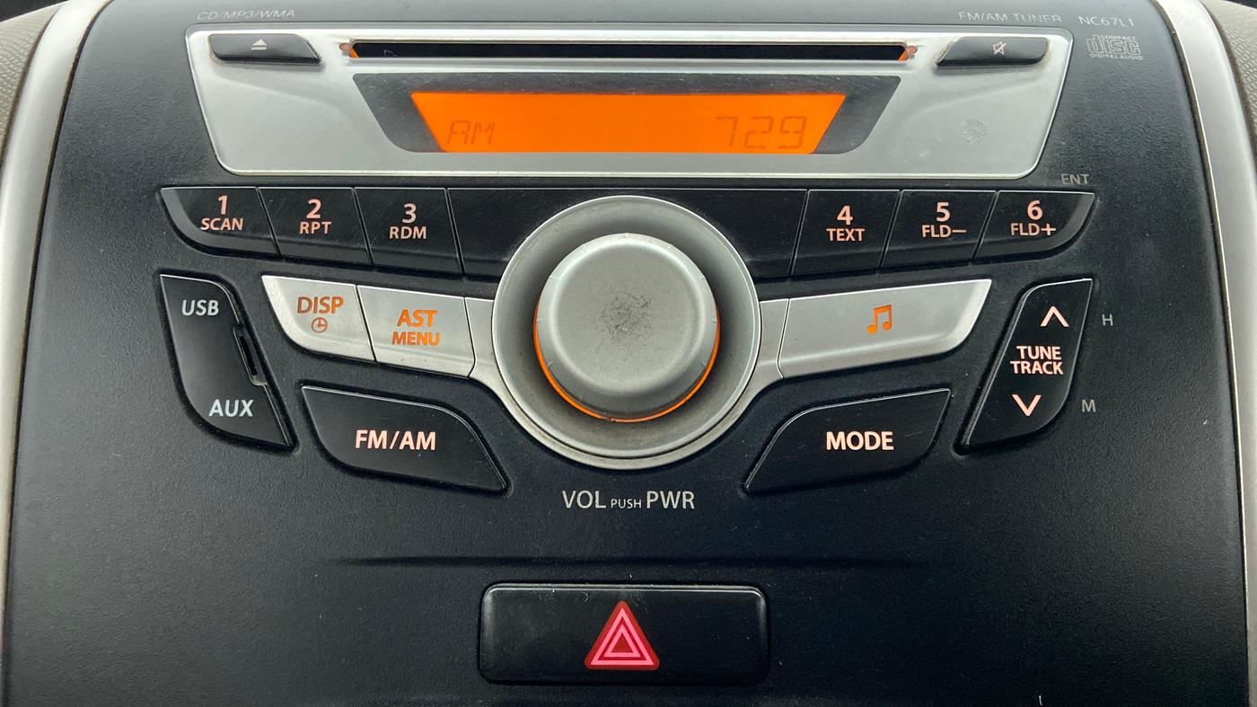 2013 Maruti Wagon R 1.0 VXI, Petrol, Manual, 1,23,745 km, Infotainment System