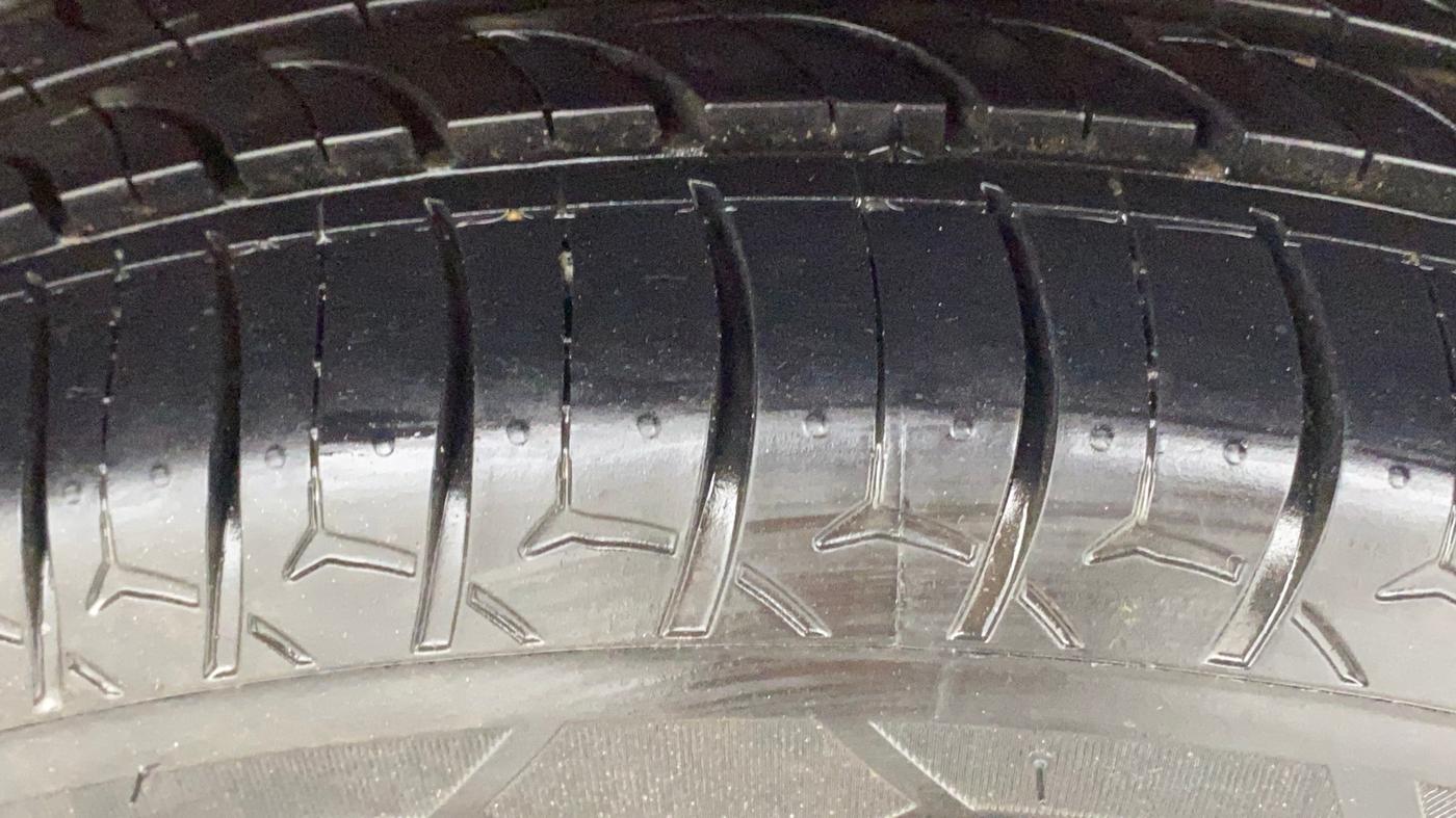 2017 Tata TIGOR XT PETROL, Petrol, Manual, 33,106 km, Left Rear Tyre Tread