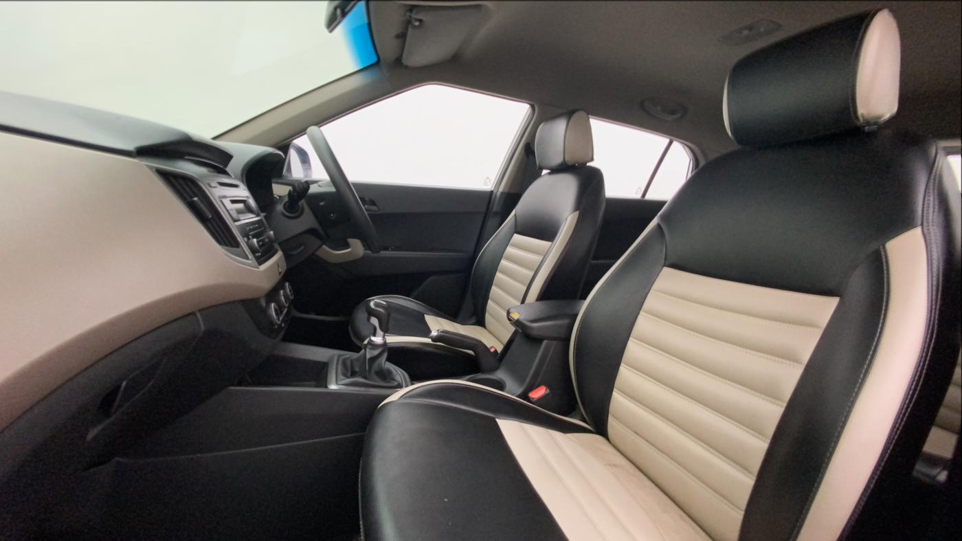 2015 Hyundai Creta BASE 1.4 DIESEL, Diesel, Manual, 1,13,052 km, Right Side Front Door Cabin