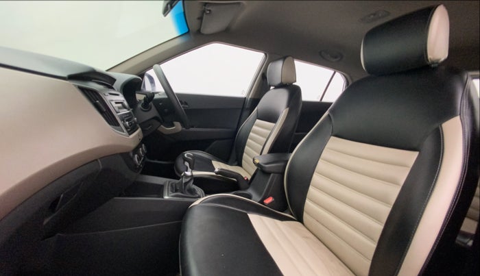 2015 Hyundai Creta BASE 1.4 DIESEL, Diesel, Manual, 1,13,052 km, Right Side Front Door Cabin