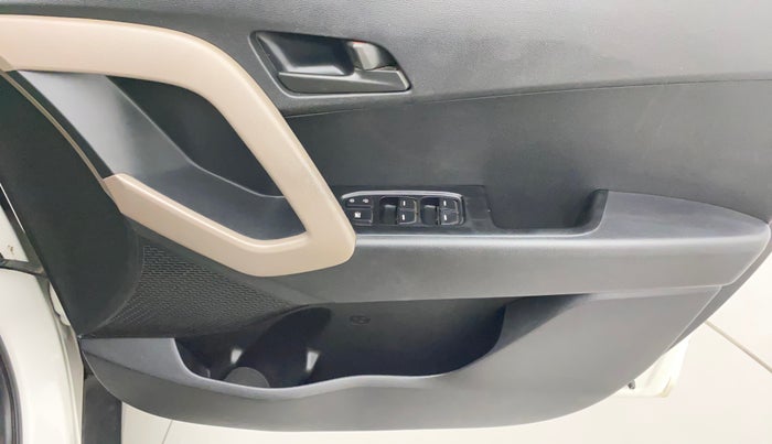 2015 Hyundai Creta BASE 1.4 DIESEL, Diesel, Manual, 1,13,052 km, Driver Side Door Panels Control
