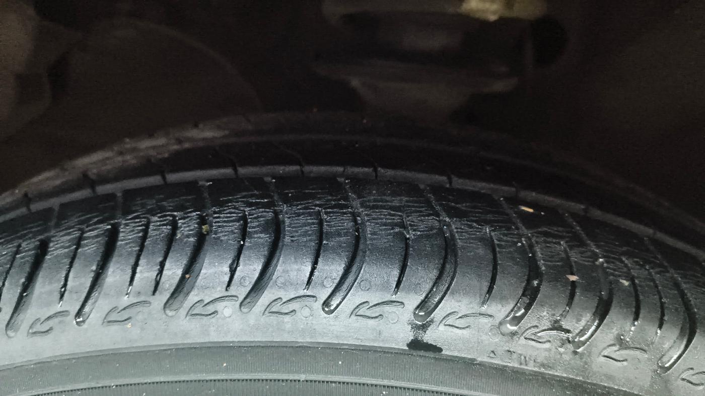 2022 Maruti S PRESSO VXI PLUS (O) AMT, Petrol, Automatic, 14,551 km, Left Front Tyre Tread