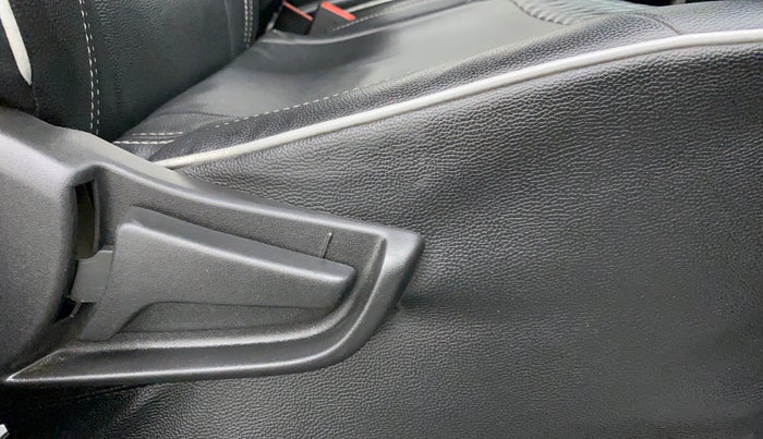 2021 Maruti S PRESSO VXI CNG, CNG, Manual, 17,355 km, Driver Side Adjustment Panel