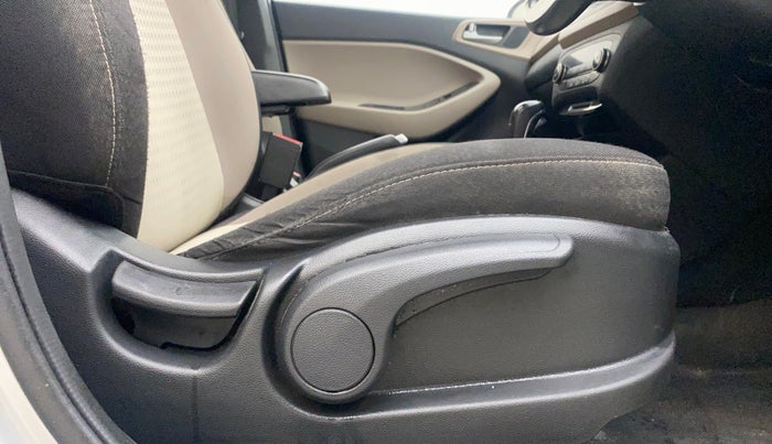 2019 Hyundai Elite i20 ASTA (O) CVT, Petrol, Automatic, 53,050 km, Driver Side Adjustment Panel