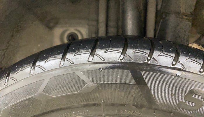 2019 Hyundai Elite i20 ASTA (O) CVT, Petrol, Automatic, 53,050 km, Left Rear Tyre Tread