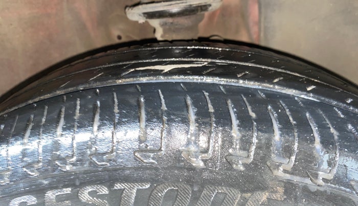 2018 Maruti IGNIS ZETA 1.2 AMT, Petrol, Automatic, 37,587 km, Right Front Tyre Tread