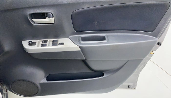 2011 Maruti Wagon R 1.0 VXI, Petrol, Manual, 32,894 km, Driver Side Door Panels Control