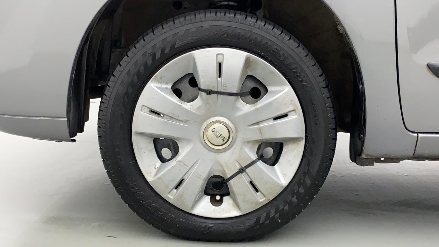 2011 Maruti Wagon R 1.0 VXI, Petrol, Manual, 32,894 km, Left Front Wheel