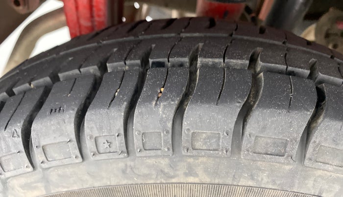 2018 Maruti Alto 800 LXI, Petrol, Manual, 15,663 km, Right Rear Tyre Tread
