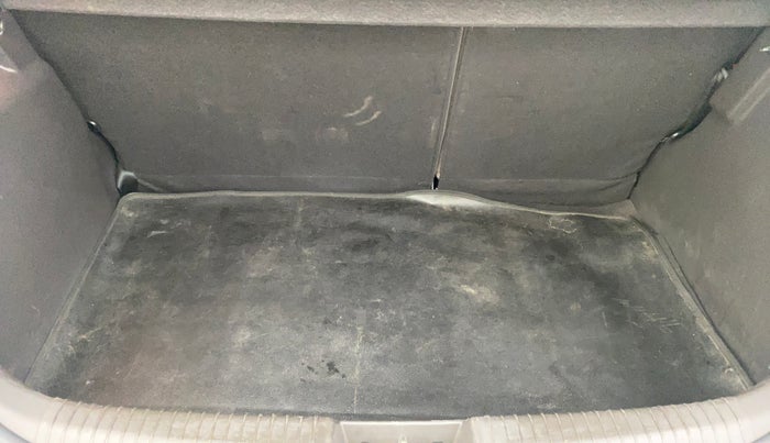 2012 Hyundai i20 ASTA 1.2, Petrol, Manual, 71,709 km, Boot Inside