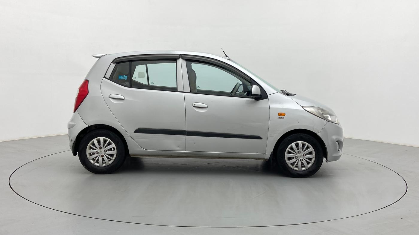 2015 Hyundai i10 SPORTZ 1.1, Petrol, Manual, 93,736 km, Right Side View
