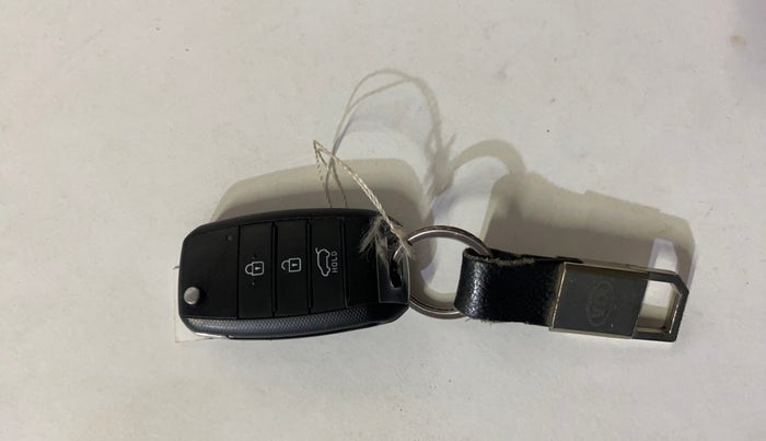 2020 KIA SELTOS HTK 1.5 PETROL, Petrol, Manual, 28,314 km, Key Close Up