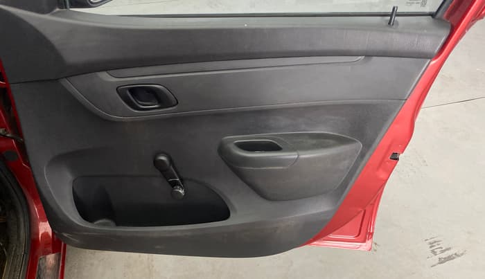 2015 Renault Kwid RXE, Petrol, Manual, 23,622 km, Driver Side Door Panels Control