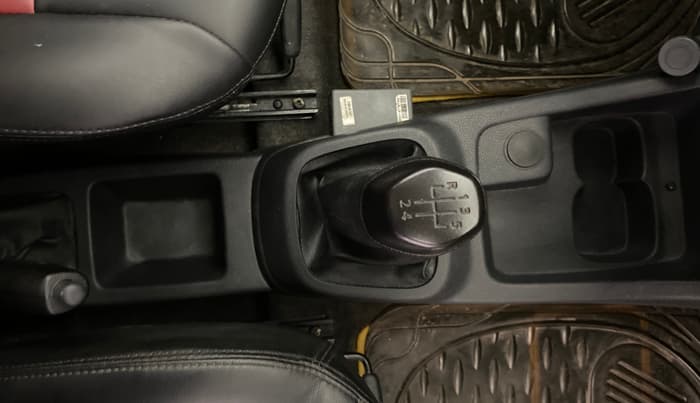 2015 Renault Kwid RXE, Petrol, Manual, 23,622 km, Gear Lever