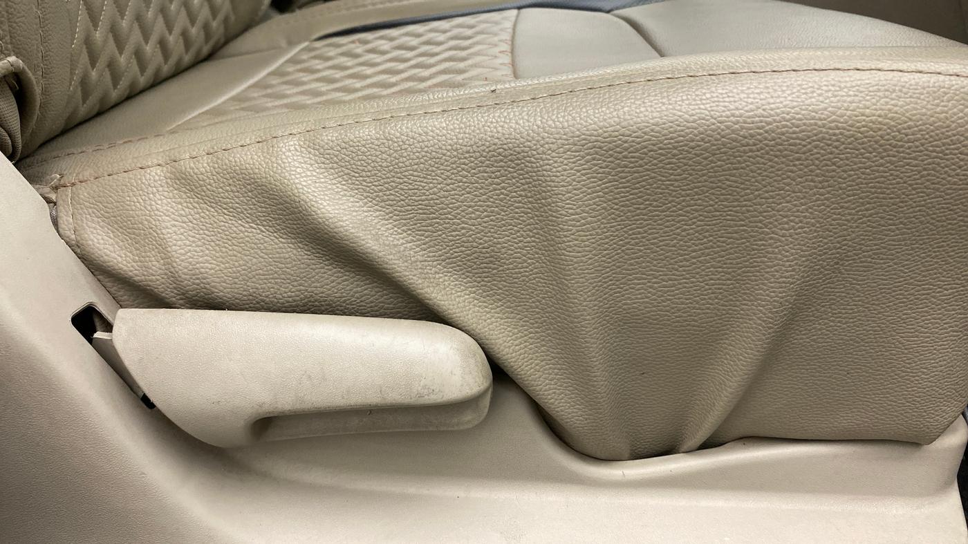 2018 Maruti Celerio ZXI AMT (O), Petrol, Automatic, 1,17,924 km, Driver Side Adjustment Panel