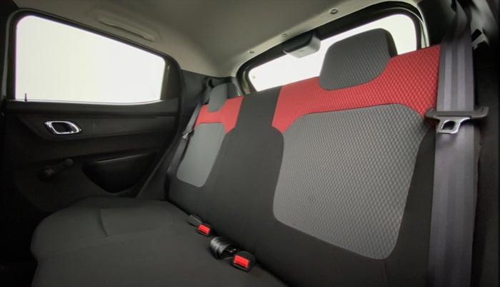 2019 Renault Kwid RXT 1.0 EASY-R AT OPTION, Petrol, Automatic, 5,580 km, Right Side Rear Door Cabin