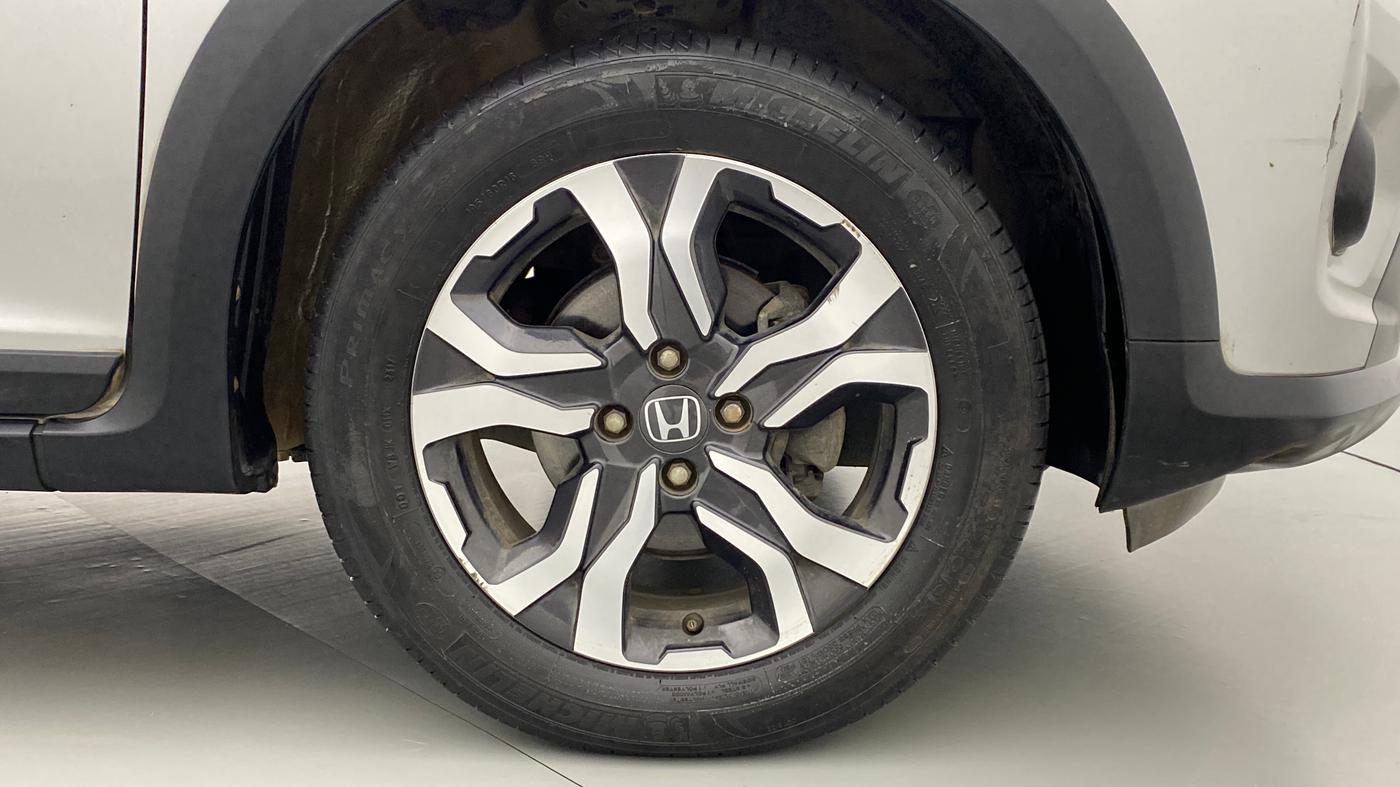 2017 Honda WR-V 1.5 i-DTEC VX MT, Diesel, Manual, 21,986 km, Right Front Wheel
