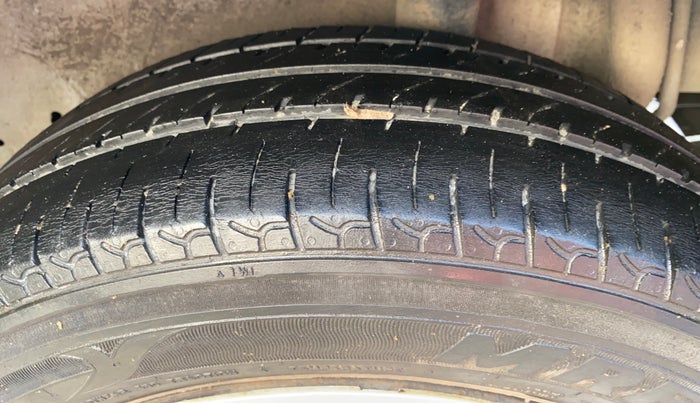 2016 Maruti Celerio VXI, Petrol, Manual, 87,334 km, Left Rear Tyre Tread