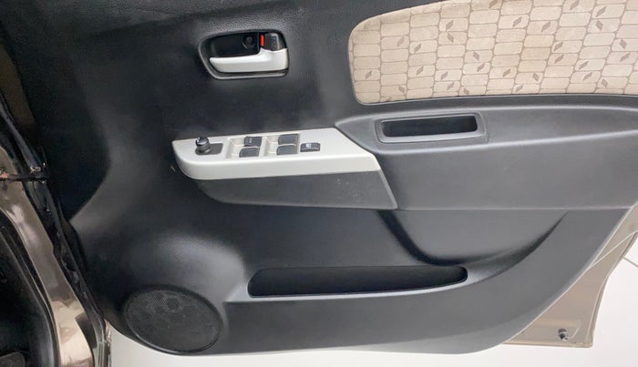 2015 Maruti Wagon R 1.0 VXI, Petrol, Manual, 53,396 km, Driver Side Door Panels Control