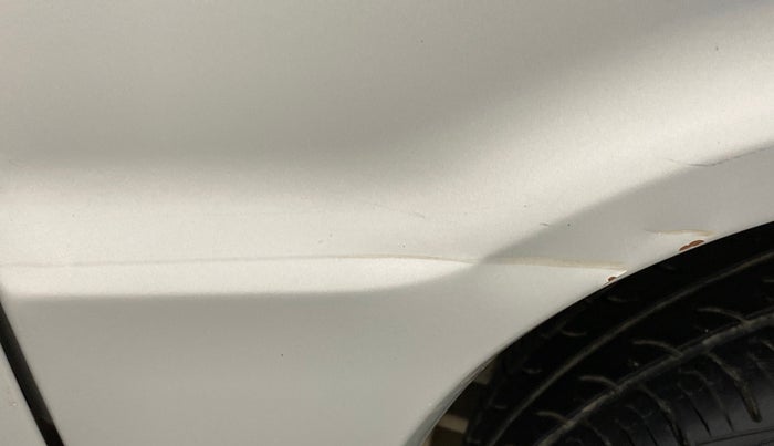 2015 Maruti OMNI E 8 STR, Petrol, Manual, 89,941 km, Left quarter panel - Minor scratches