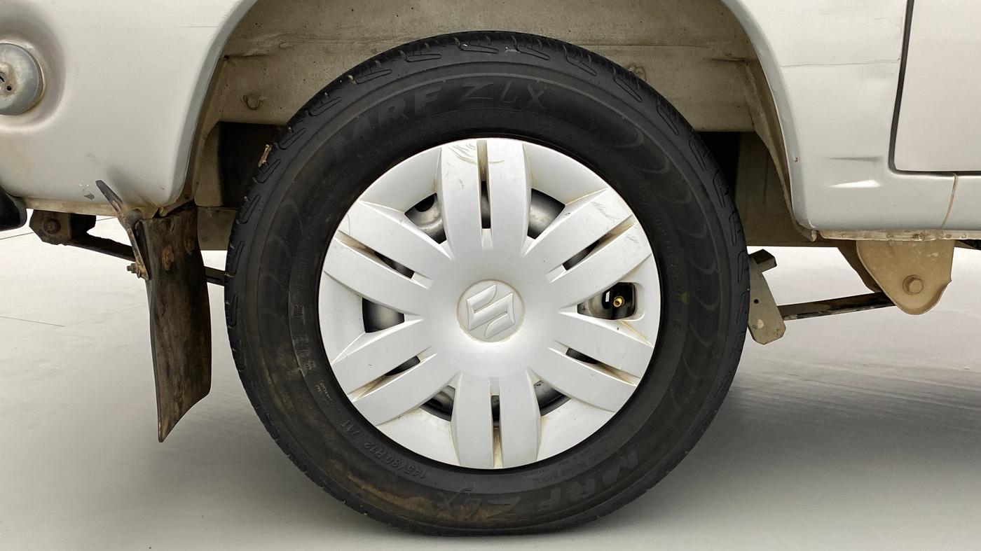 2015 Maruti OMNI E 8 STR, Petrol, Manual, 89,941 km, Right Rear Wheel