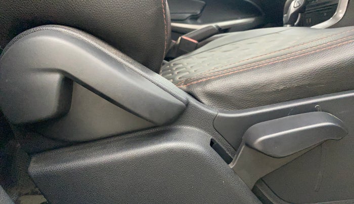 2019 Ford Ecosport TREND + 1.5L PETROL AT, Petrol, Automatic, 25,638 km, Driver Side Adjustment Panel