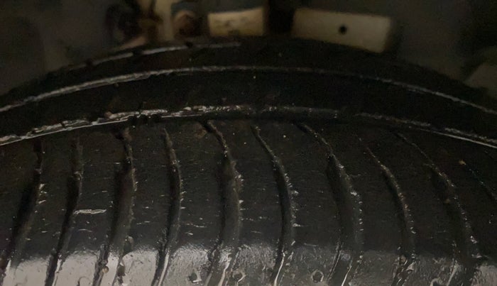 2019 Ford Ecosport TREND + 1.5L PETROL AT, Petrol, Automatic, 25,638 km, Right Front Tyre Tread