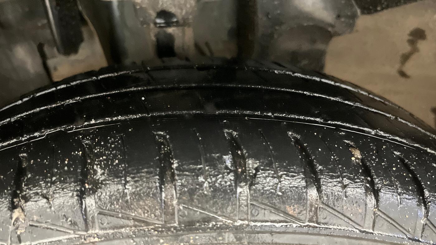 2020 Renault Kwid RXT 1.0 (O), Petrol, Manual, 69,009 km, Left Front Tyre Tread