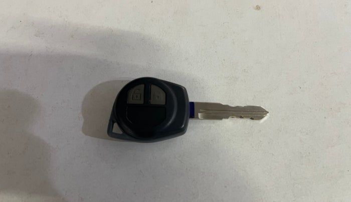 2016 Maruti Swift VDI, Diesel, Manual, 69,476 km, Key Close Up