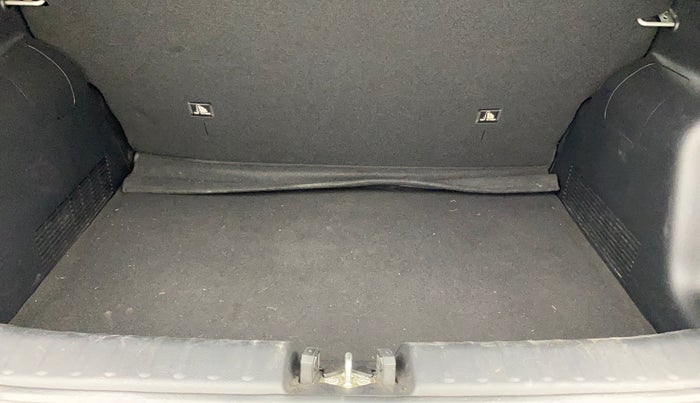 2023 KIA SONET HTK PLUS 1.2 PETROL MT, Petrol, Manual, 8,845 km, Boot Inside