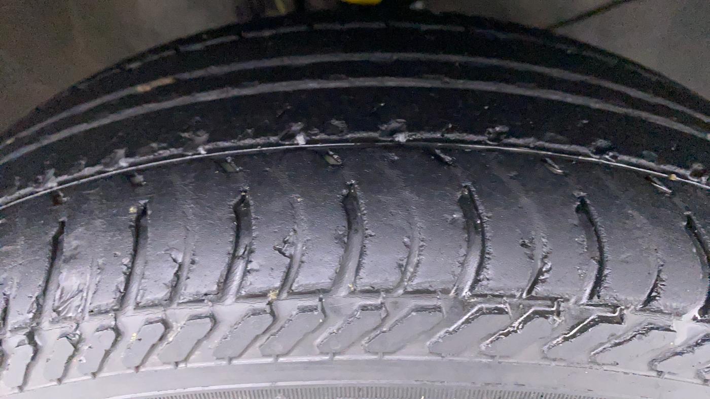 2013 Honda Amaze 1.5 EXMT I DTEC, Diesel, Manual, 94,219 km, Right Front Tyre Tread