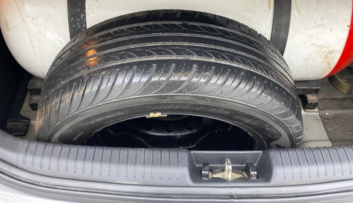 2013 Hyundai i20 SPORTZ 1.2, CNG, Manual, 78,986 km, Spare Tyre