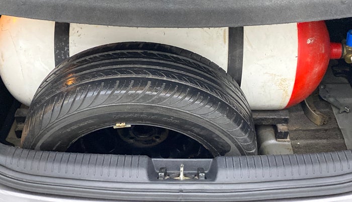 2013 Hyundai i20 SPORTZ 1.2, CNG, Manual, 78,986 km, Boot Inside