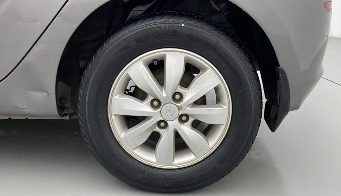 2013 Hyundai i20 SPORTZ 1.2, CNG, Manual, 78,986 km, Left Rear Wheel