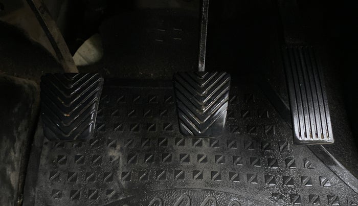 2013 Hyundai i20 SPORTZ 1.2, CNG, Manual, 78,986 km, Pedals