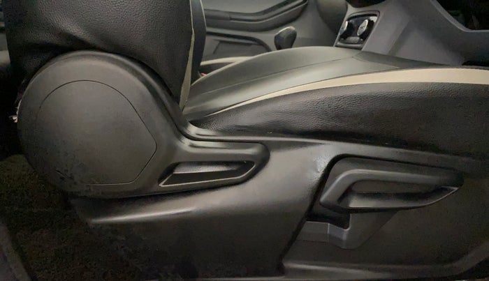 2021 Tata Tiago XZ PETROL, Petrol, Manual, 38,765 km, Driver Side Adjustment Panel