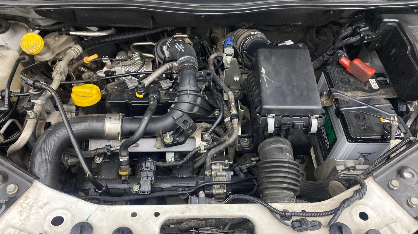 2022 Nissan MAGNITE XV PREMIUM TURBO CVT, Petrol, Automatic, 74,360 km, Engine View