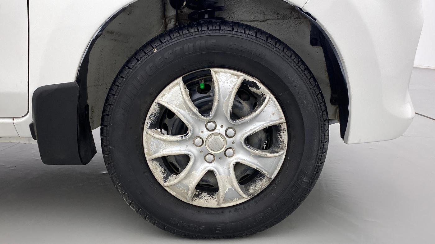 2018 Maruti Alto 800 LXI, Petrol, Manual, 60,593 km, Right Front Wheel