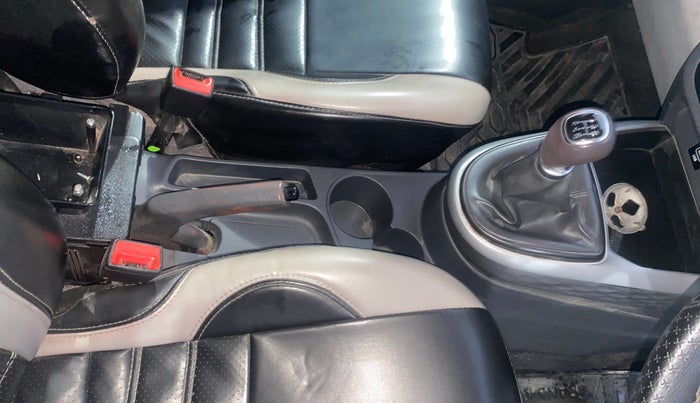 2020 Hyundai GRAND I10 NIOS SPORTZ 1.2 KAPPA VTVT, Petrol, Manual, 27,128 km, Gear Lever