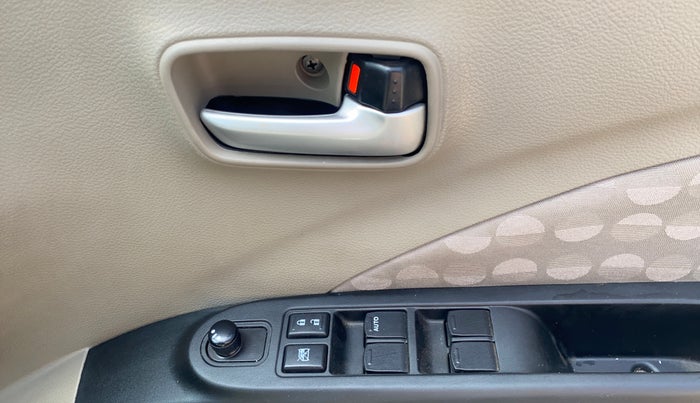 2016 Maruti Celerio ZXI AMT, Petrol, Automatic, 50,811 km, Driver Side Door Panels Control