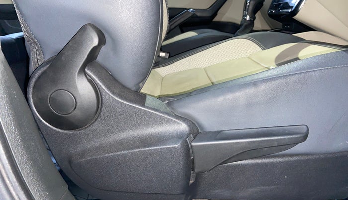 2022 Skoda SLAVIA STYLE 1.5L TSI DSG, Petrol, Automatic, 22,933 km, Driver Side Adjustment Panel