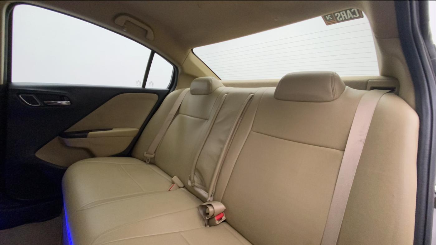 2017 Honda City 1.5L I-VTEC V MT, Petrol, Manual, 54,025 km, Right Side Rear Door Cabin
