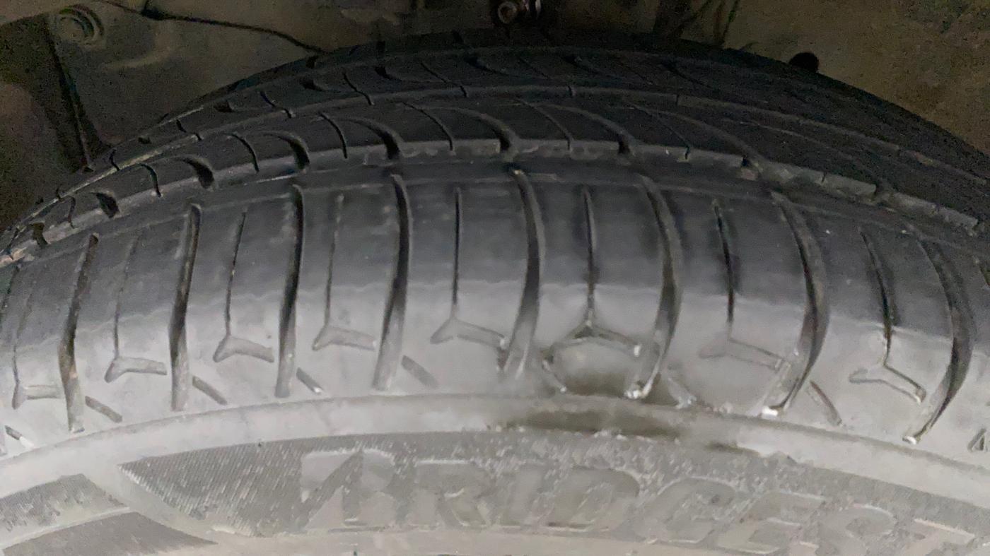 2017 Honda City 1.5L I-VTEC V MT, Petrol, Manual, 54,025 km, Left Front Tyre Tread