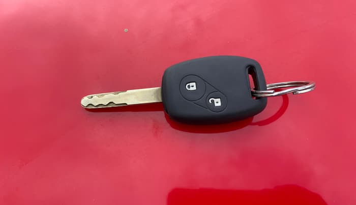 2018 Honda Brio VX AT, Petrol, Automatic, 1,45,095 km, Key Close Up