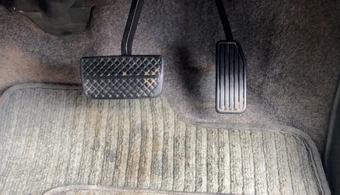 2018 Honda Brio VX AT, Petrol, Automatic, 1,45,095 km, Pedals