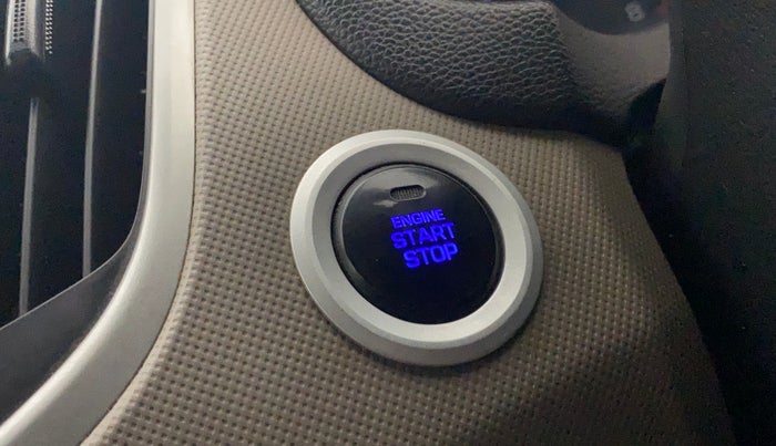 2017 Hyundai Creta SX PLUS 1.6 PETROL, Petrol, Manual, 75,155 km, Keyless Start/ Stop Button