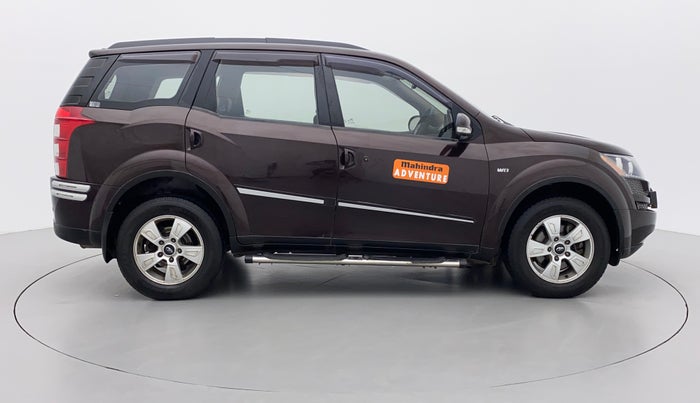 2013 Mahindra XUV500 W8, Diesel, Manual, 78,367 km, Right Side View