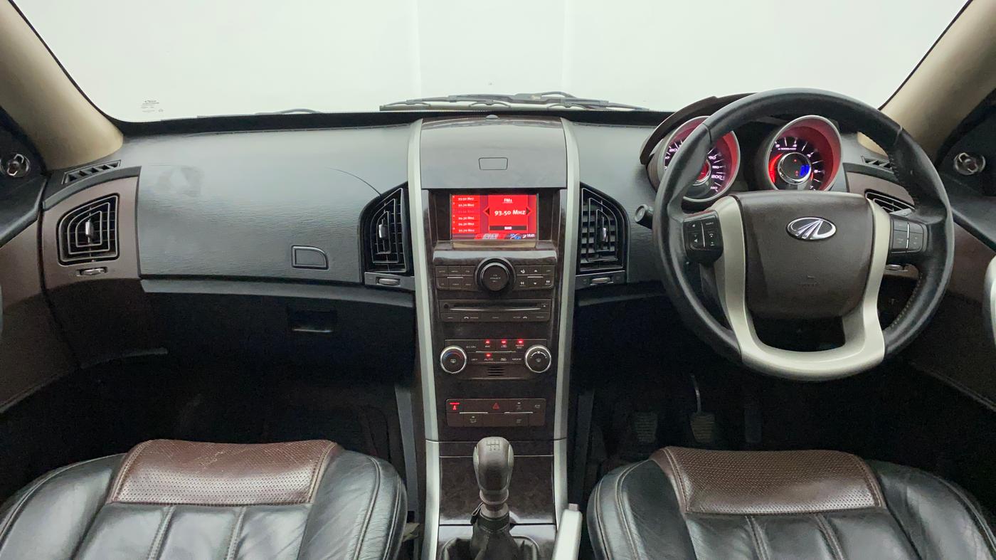 2013 Mahindra XUV500 W8, Diesel, Manual, 78,367 km, Dashboard